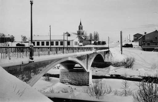 Råneå Norra bron vy mot kyrkan.jpg - Råneå Norra bron vy mot kyrkan, fotot taget från Holmen